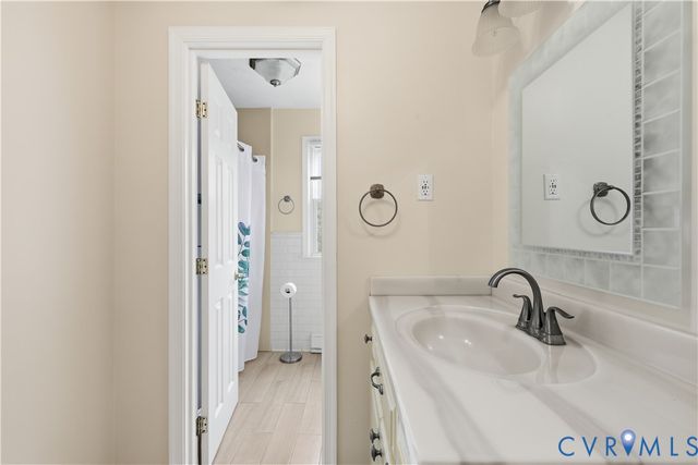 22925 River Rd, North Dinwiddie, VA 23803