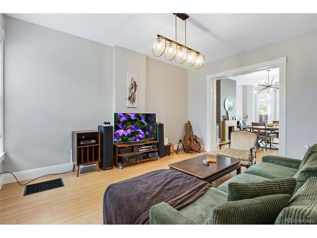 2952 Champa St, Denver, CO 80205