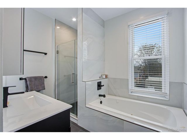 2952 Champa St, Denver, CO 80205