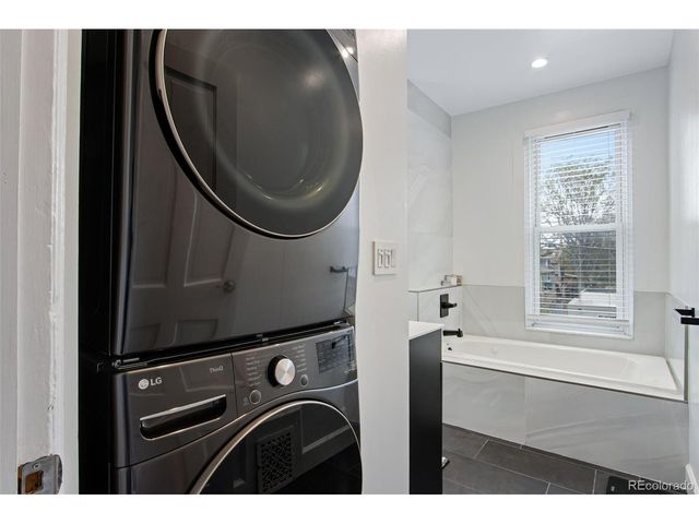 2952 Champa St, Denver, CO 80205