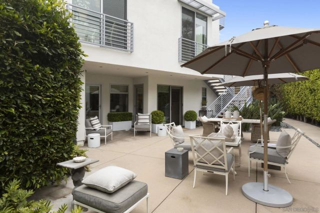 5727 Abalone Pl, La Jolla, CA 92037