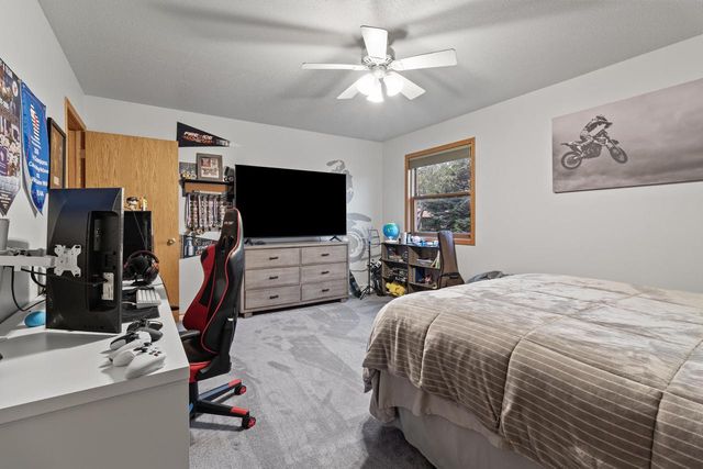 W4988 Mclaren ROAD, La Crosse, WI 54601