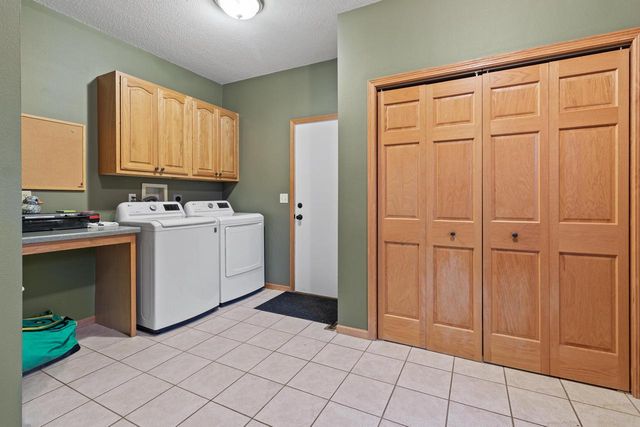 W4988 Mclaren ROAD, La Crosse, WI 54601