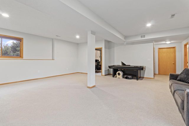 W4988 Mclaren ROAD, La Crosse, WI 54601