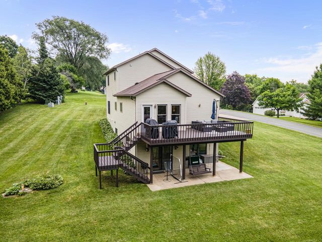W4988 Mclaren ROAD, La Crosse, WI 54601