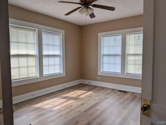 301 S 8th Street, Gadsden, AL 35903