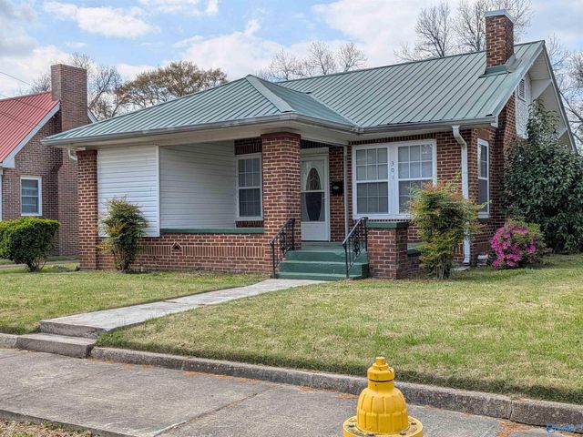 301 S 8th Street, Gadsden, AL 35903