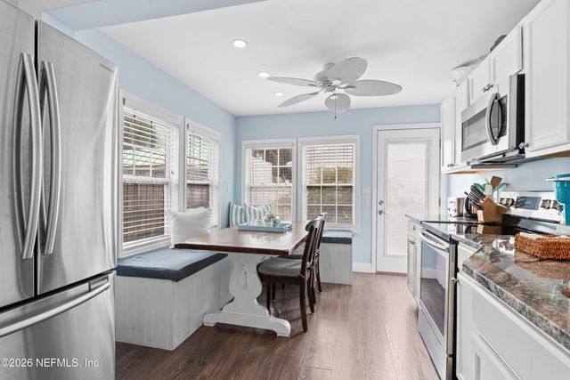 120 8TH Avenue N, Jacksonville Beach, FL 32250