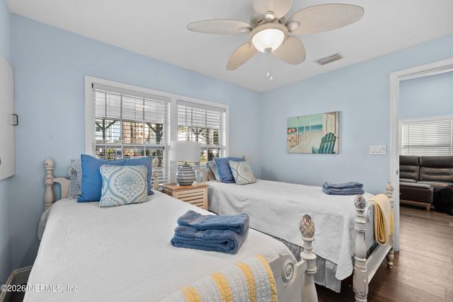 120 8TH Avenue N, Jacksonville Beach, FL 32250