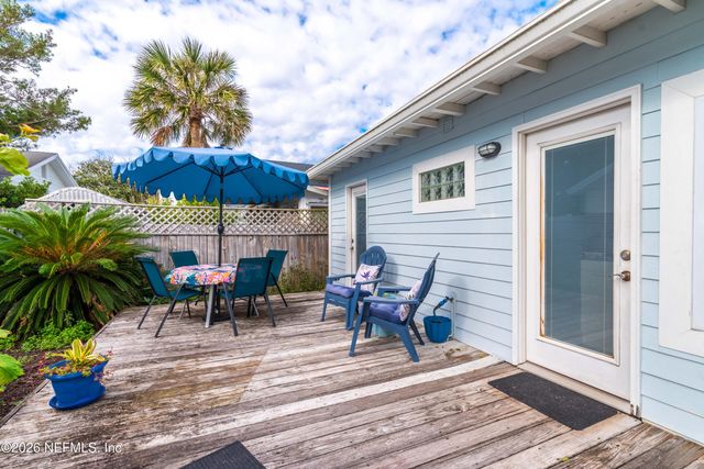 120 8TH Avenue N, Jacksonville Beach, FL 32250