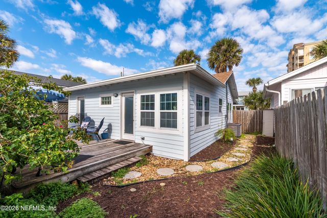 120 8TH Avenue N, Jacksonville Beach, FL 32250