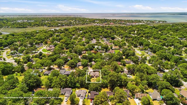 686 Pelzer Drive, Mount Pleasant, SC 29464