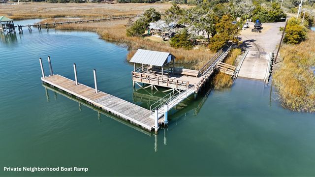 686 Pelzer Drive, Mount Pleasant, SC 29464