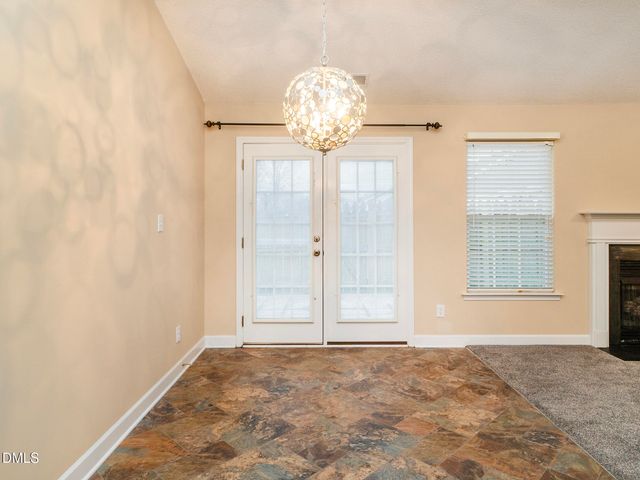 2221 Sweetbay Circle, Burlington, NC 27215