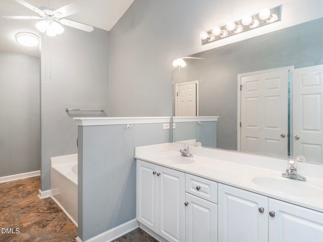 2221 Sweetbay Circle, Burlington, NC 27215