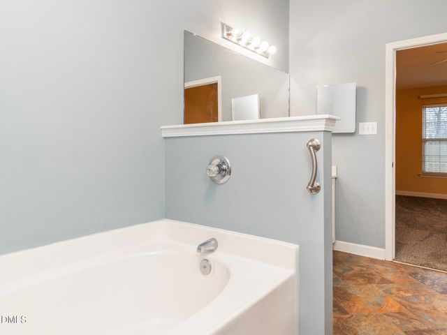 2221 Sweetbay Circle, Burlington, NC 27215