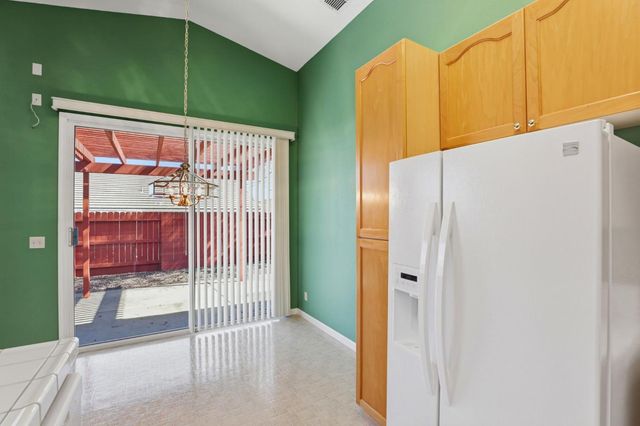 1154 Knopfler Cir, Folsom, CA 95630