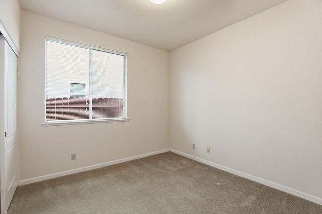 1154 Knopfler Cir, Folsom, CA 95630