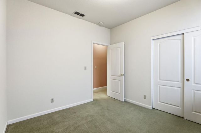 1154 Knopfler Cir, Folsom, CA 95630