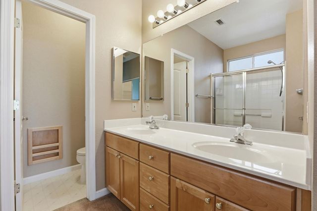 1154 Knopfler Cir, Folsom, CA 95630