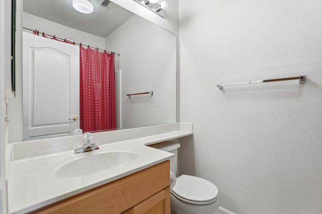 1154 Knopfler Cir, Folsom, CA 95630