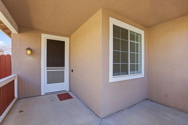 1154 Knopfler Cir, Folsom, CA 95630