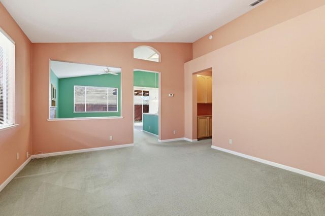 1154 Knopfler Cir, Folsom, CA 95630