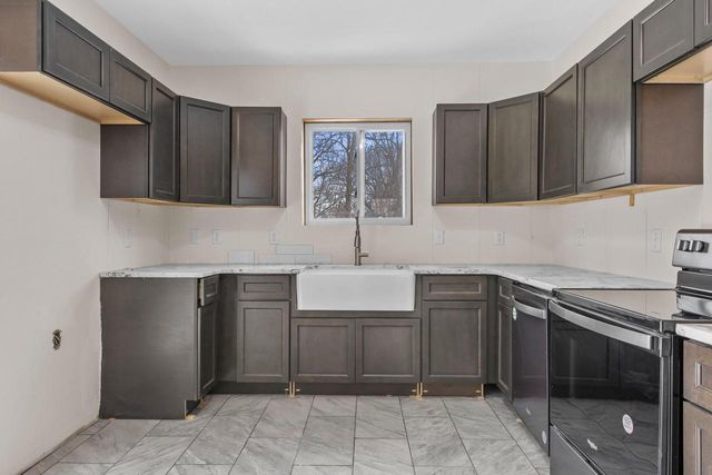 202 W Brown Deer ROAD, Bayside, WI 53217