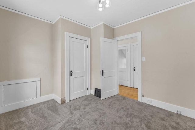 202 W Brown Deer ROAD, Bayside, WI 53217