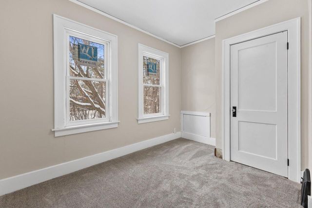 202 W Brown Deer ROAD, Bayside, WI 53217