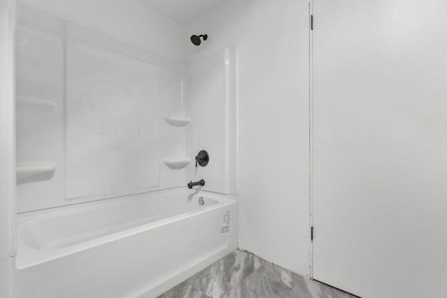 202 W Brown Deer ROAD, Bayside, WI 53217