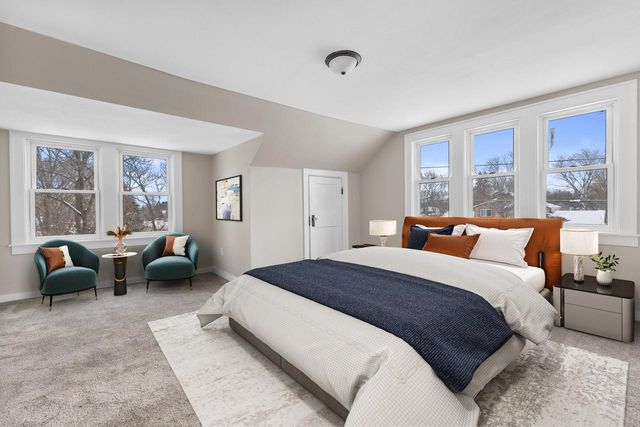 202 W Brown Deer ROAD, Bayside, WI 53217