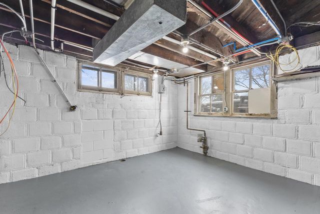 202 W Brown Deer ROAD, Bayside, WI 53217