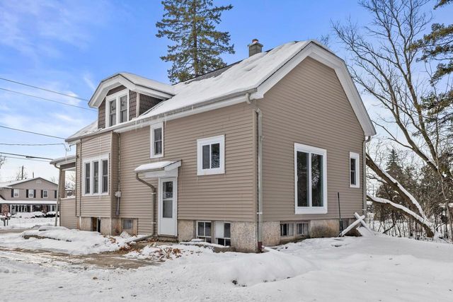 202 W Brown Deer ROAD, Bayside, WI 53217