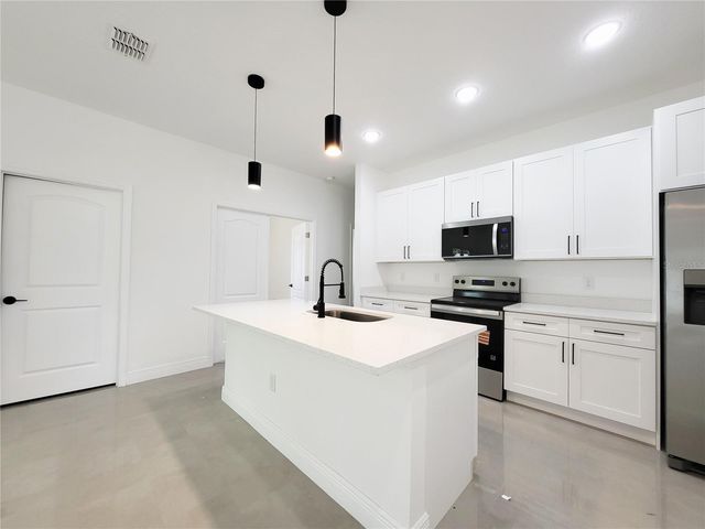 1171 SAPPHIRE STREET SE, Palm Bay, FL 32909