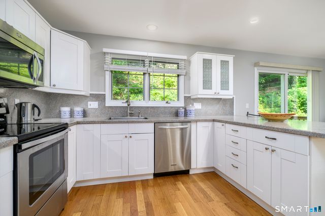 133 Governor Trumbull Way 133, Trumbull, CT 06611