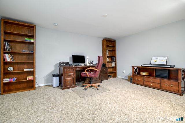 133 Governor Trumbull Way 133, Trumbull, CT 06611