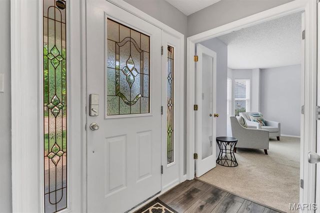 10 Silverdale Court, St Charles, MO 63303