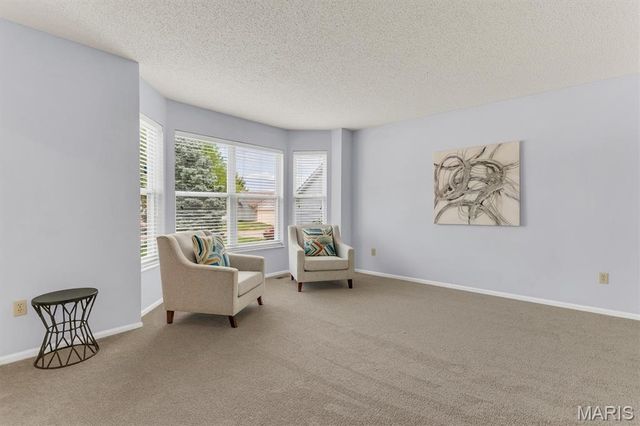 10 Silverdale Court, St Charles, MO 63303
