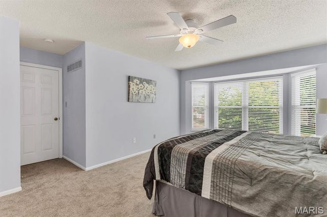 10 Silverdale Court, St Charles, MO 63303