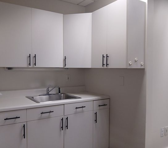 701 Washington Street 1, Newton, MA 02458