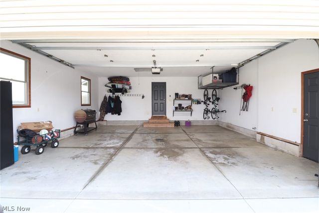 1153 E Pleasant Home Road, Creston, OH 44691