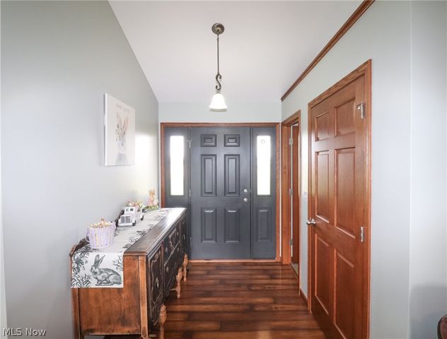 1153 E Pleasant Home Road, Creston, OH 44691