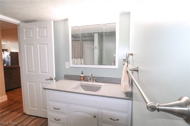 1153 E Pleasant Home Road, Creston, OH 44691