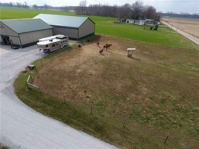 1153 E Pleasant Home Road, Creston, OH 44691