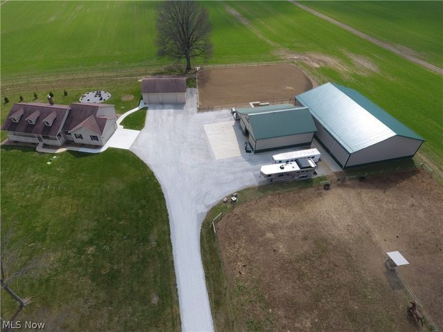 1153 E Pleasant Home Road, Creston, OH 44691