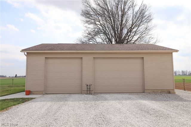 1153 E Pleasant Home Road, Creston, OH 44691