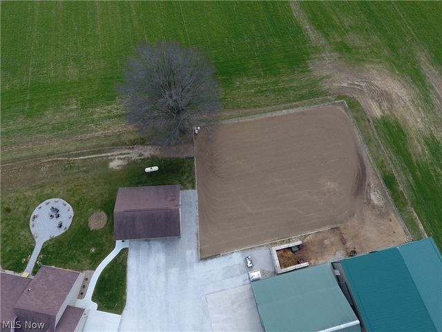 1153 E Pleasant Home Road, Creston, OH 44691