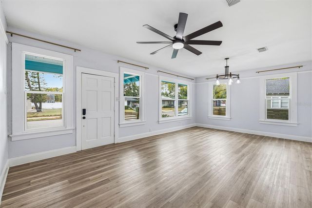 308 E HANNA AVENUE, Tampa, FL 33604