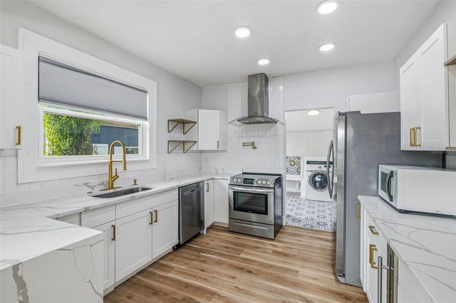 308 E HANNA AVENUE, Tampa, FL 33604